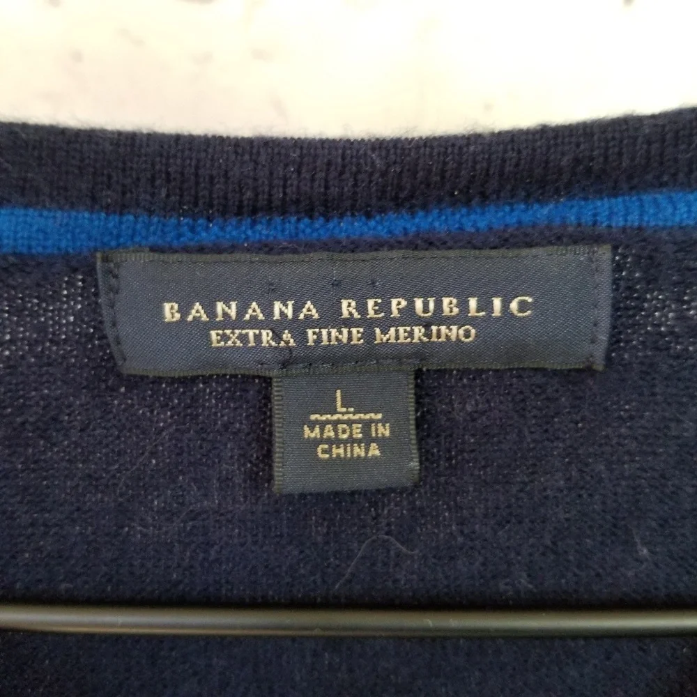 Banana Republic Navy Blue Fine Merino Wool Diamond Pattern V-Neck Sweater Large